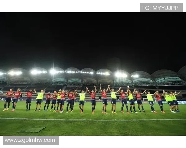 广州篮球队与武汉篮球队赛后状态分析与复盘探讨